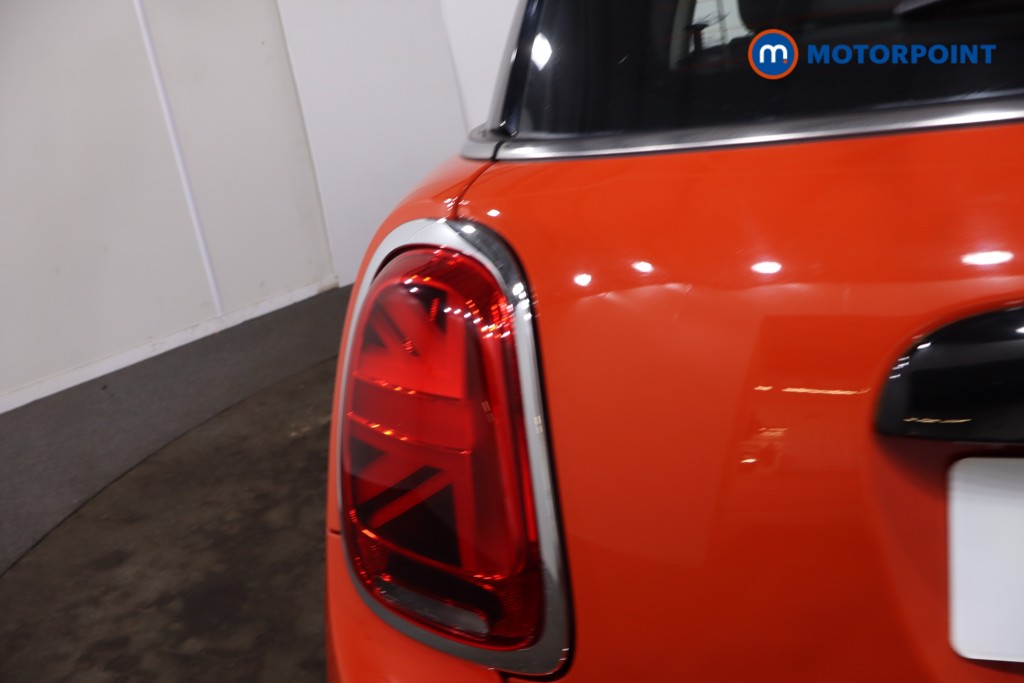 Mini Hatchback Cooper Classic Manual Petrol Hatchback - Stock Number (1641557) - 32nd supplementary image