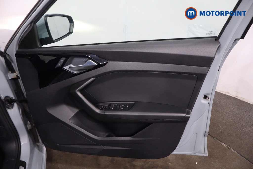Audi A1 S Line Manual Petrol Hatchback - Stock Number (1641560) - 23rd supplementary image