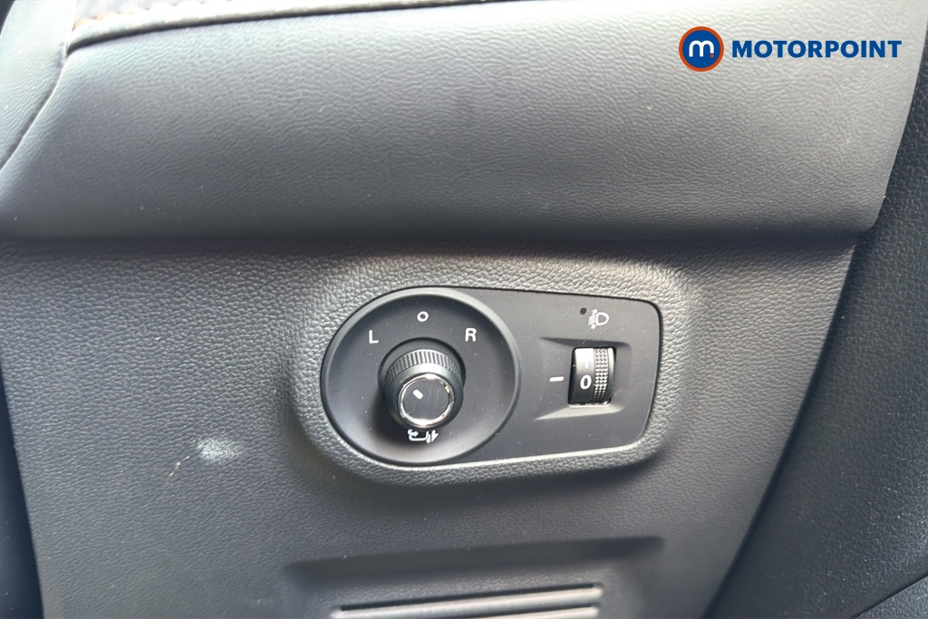 Mg Motor Uk ZS Exclusive Manual Petrol SUV - Stock Number (1641701) - 11th supplementary image