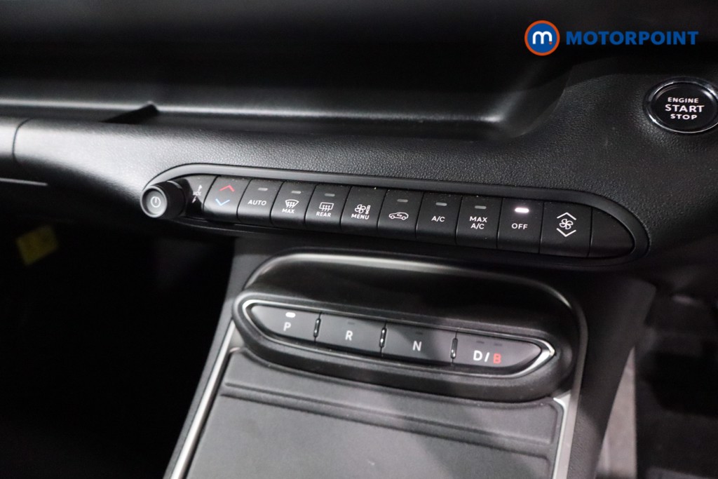 Jeep Avenger Summit Automatic Electric SUV - Stock Number (1641796) - 18th supplementary image
