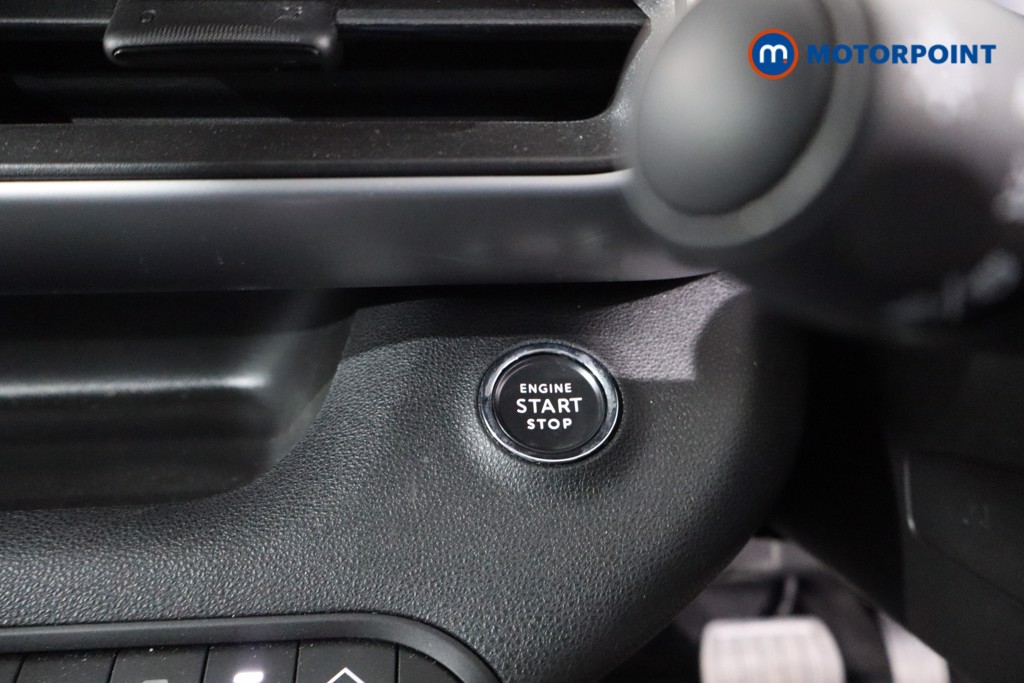 Jeep Avenger Summit Automatic Electric SUV - Stock Number (1641796) - 21st supplementary image