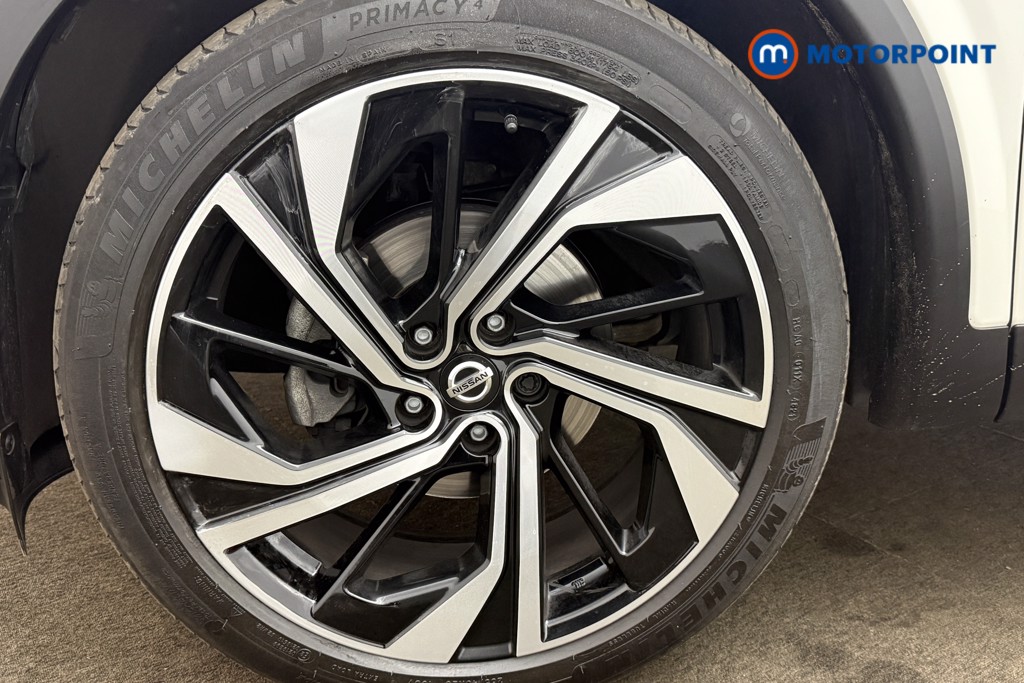 Nissan Qashqai Tekna-Plus Automatic Petrol SUV - Stock Number (1641823) - 1st supplementary image
