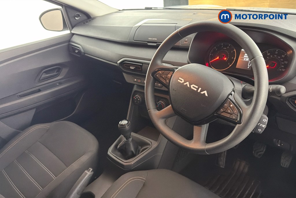 Dacia Sandero Stepway Essential Manual Petrol Hatchback - Stock Number (1567483) - 2nd supplementary image