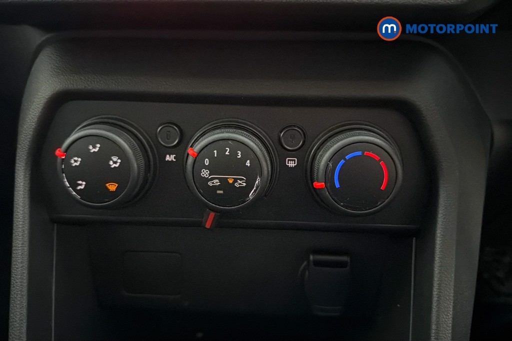 Dacia Sandero Stepway Essential Manual Petrol Hatchback - Stock Number (1567483) - 12th supplementary image