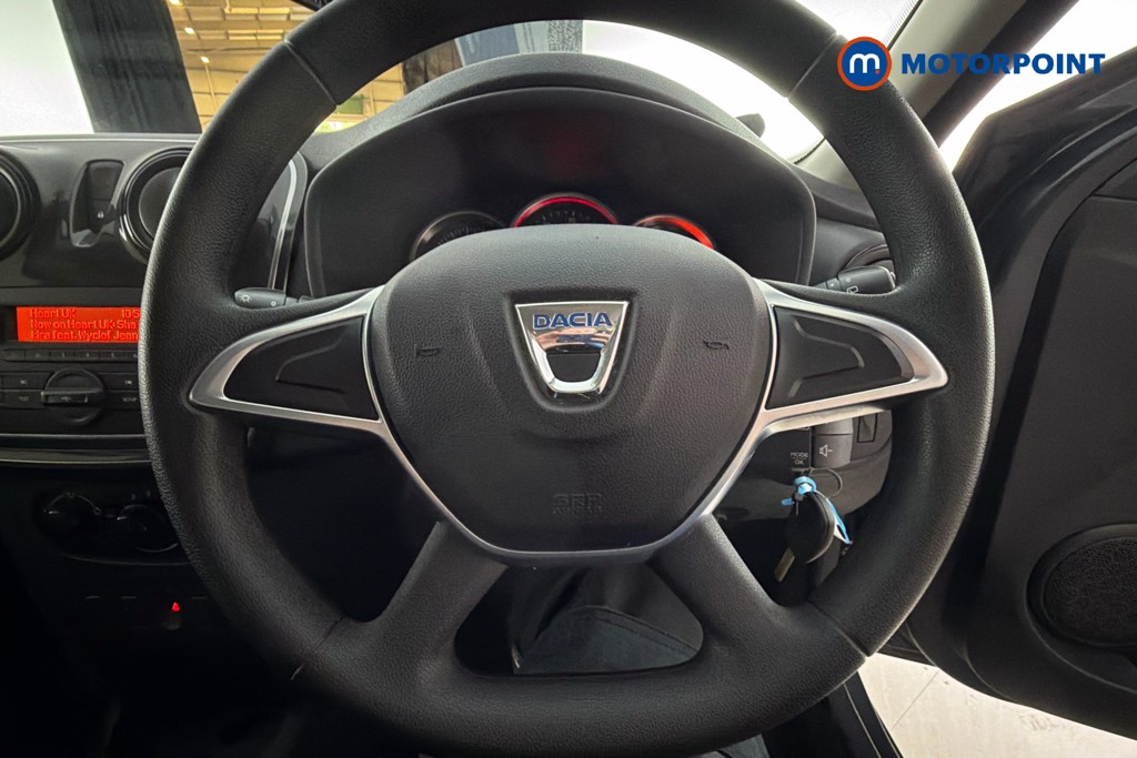 Dacia Sandero Essential Manual Petrol Hatchback - Stock Number (1628388) - 5th supplementary image