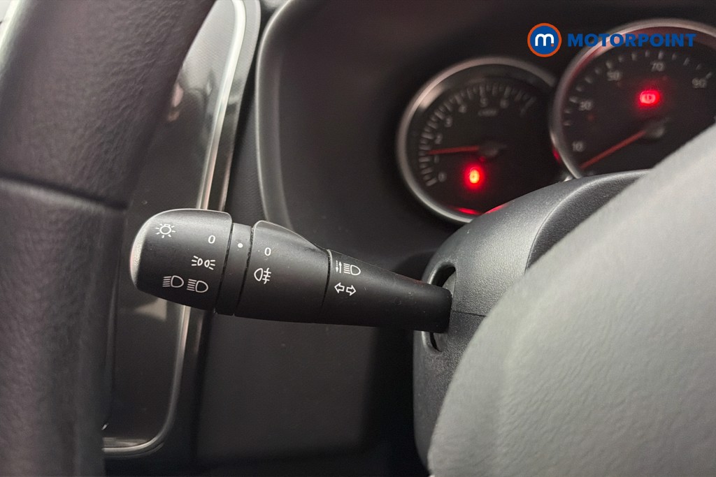 Dacia Sandero Essential Manual Petrol Hatchback - Stock Number (1628388) - 6th supplementary image