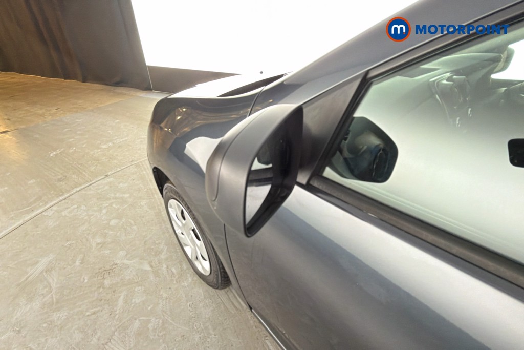 Dacia Sandero Essential Manual Petrol Hatchback - Stock Number (1628388) - 43rd supplementary image
