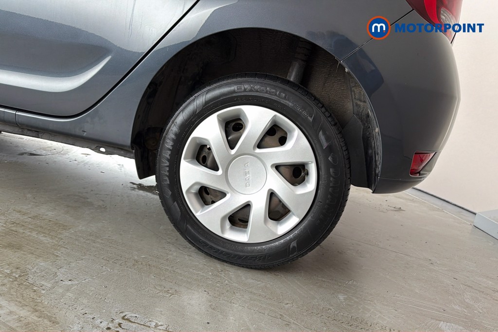 Dacia Sandero Essential Manual Petrol Hatchback - Stock Number (1628388) - 48th supplementary image