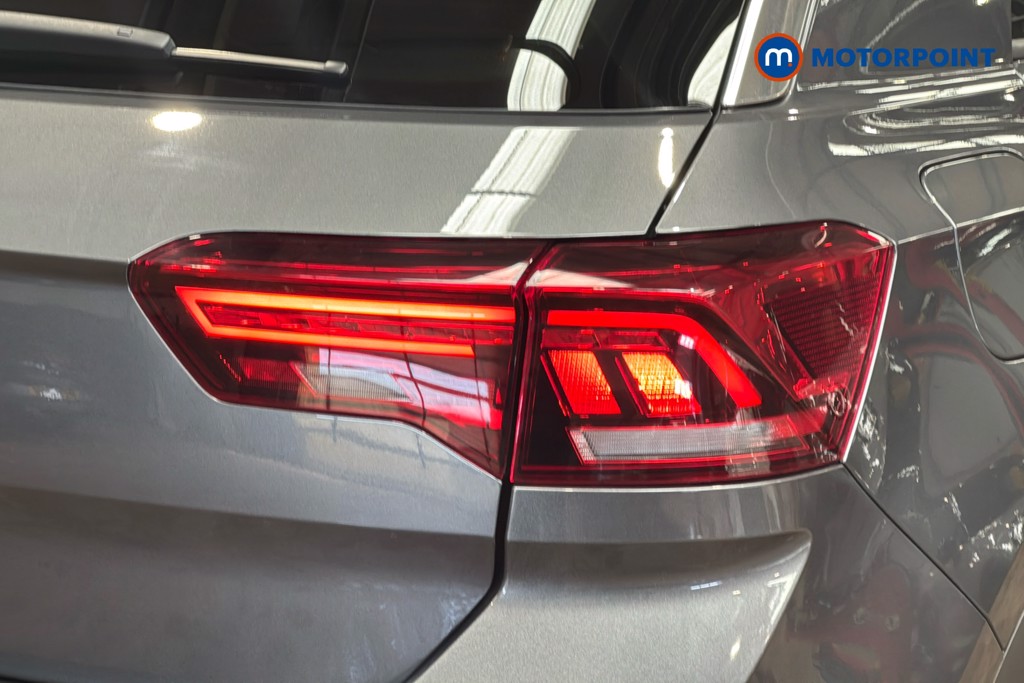 Volkswagen T-Roc R-Line Manual Petrol SUV - Stock Number (1632088) - 38th supplementary image