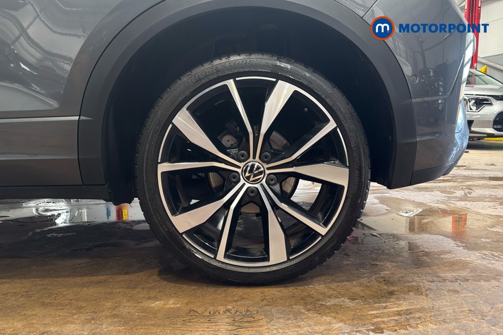 Volkswagen T-Roc R-Line Manual Petrol SUV - Stock Number (1632088) - 48th supplementary image