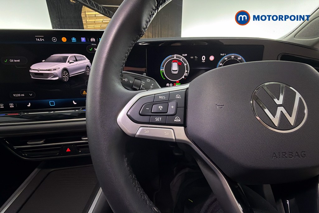 Volkswagen Passat Life Automatic Petrol Plug-In Hybrid Estate - Stock Number (1632937) - 3rd supplementary image