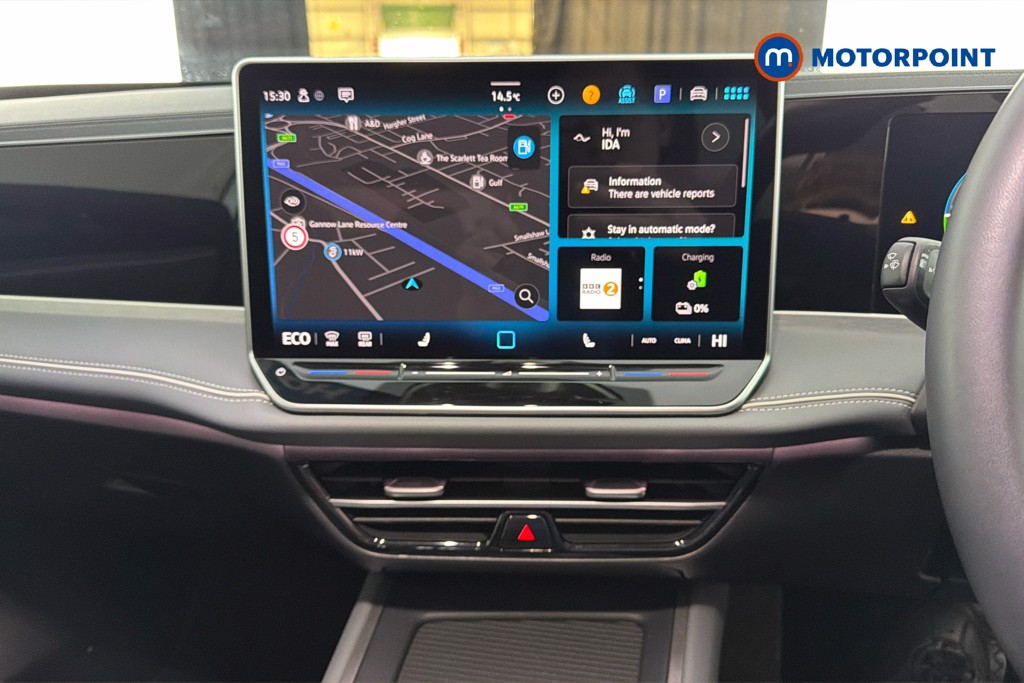 Volkswagen Passat Life Automatic Petrol Plug-In Hybrid Estate - Stock Number (1632937) - 10th supplementary image