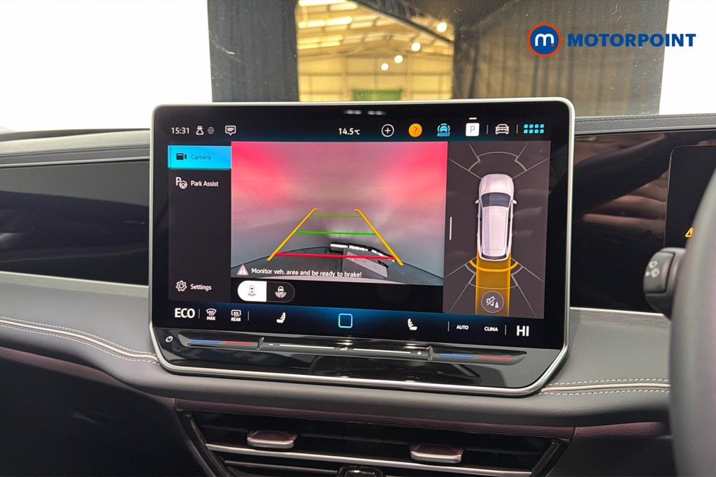 Volkswagen Passat Life Automatic Petrol Plug-In Hybrid Estate - Stock Number (1632937) - 13th supplementary image