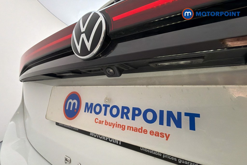 Volkswagen Passat Life Automatic Petrol Plug-In Hybrid Estate - Stock Number (1632937) - 36th supplementary image