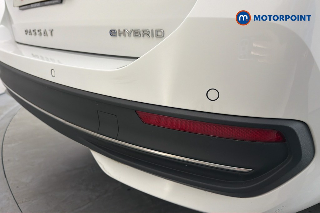 Volkswagen Passat Life Automatic Petrol Plug-In Hybrid Estate - Stock Number (1632937) - 40th supplementary image