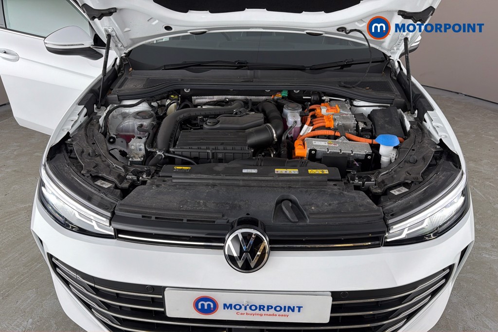 Volkswagen Passat Life Automatic Petrol Plug-In Hybrid Estate - Stock Number (1632937) - 51st supplementary image
