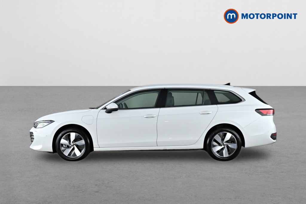 Volkswagen Passat Life Automatic Petrol Plug-In Hybrid Estate - Stock Number (1632937) - Passenger side