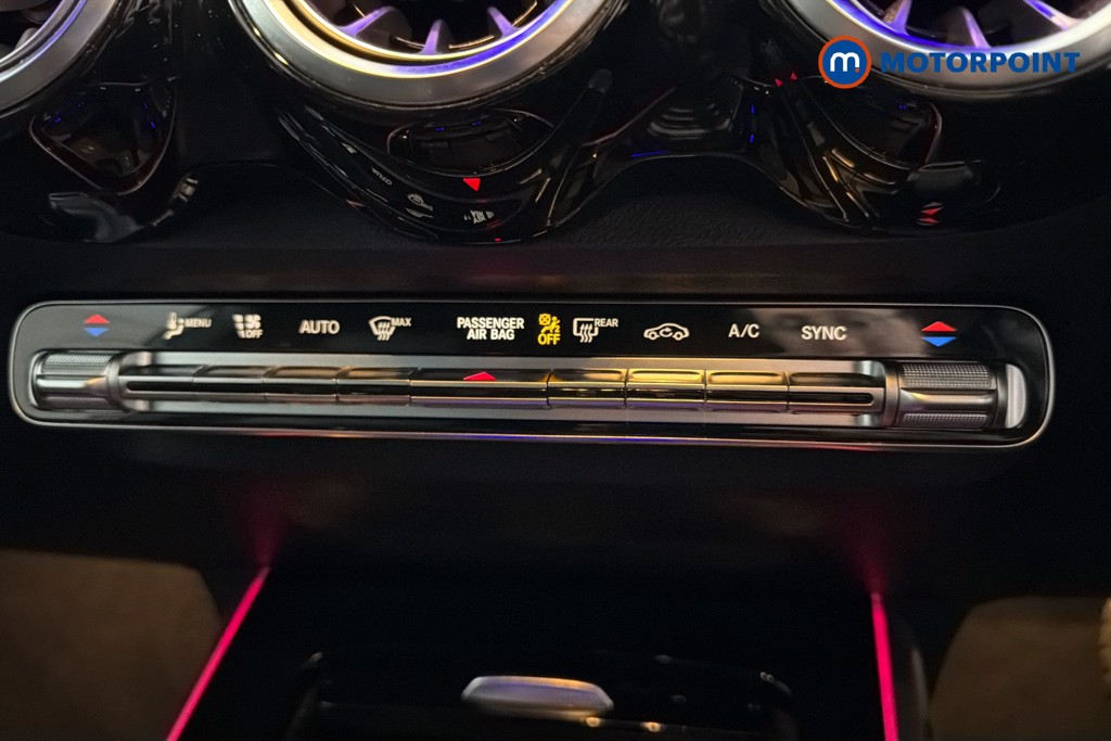 Mercedes-Benz GLB Amg Line Automatic Petrol SUV - Stock Number (1634274) - 12th supplementary image