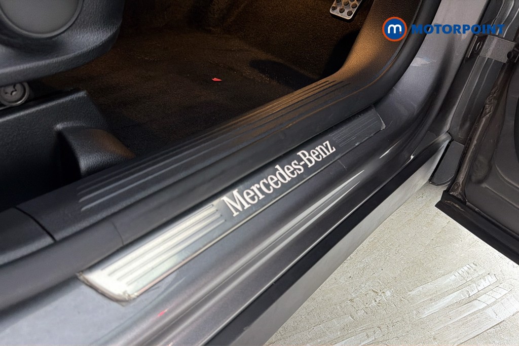 Mercedes-Benz GLB Amg Line Automatic Petrol SUV - Stock Number (1634274) - 27th supplementary image