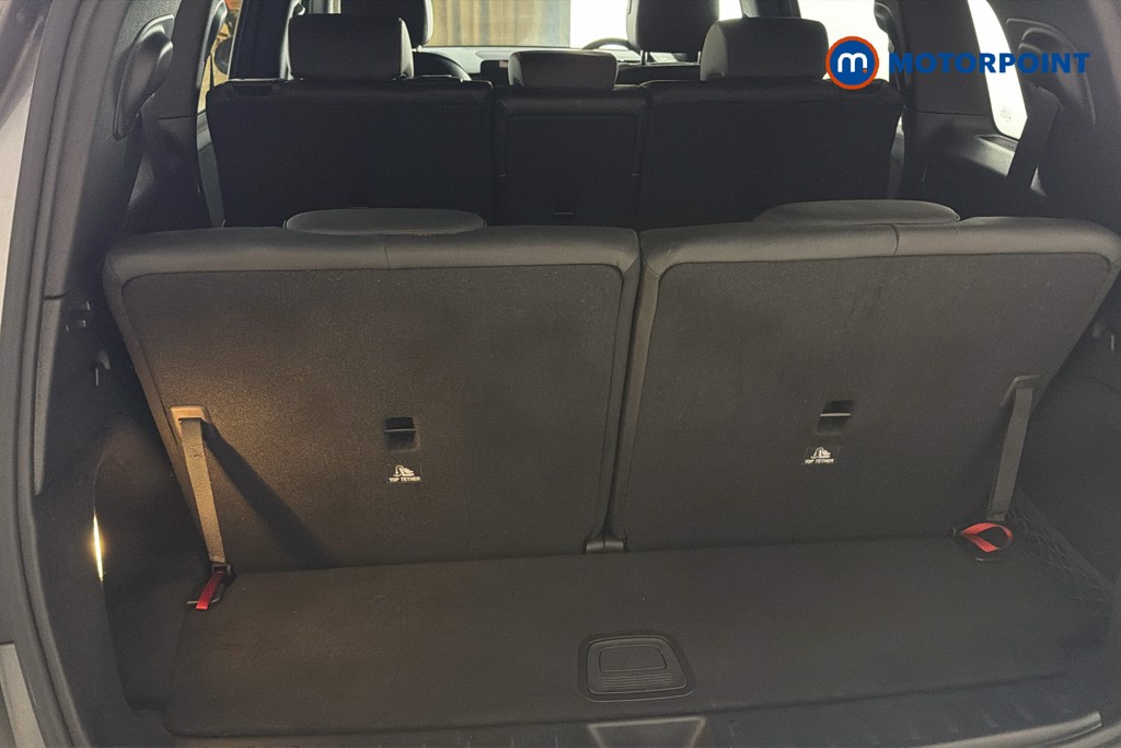 Mercedes-Benz GLB Amg Line Automatic Petrol SUV - Stock Number (1634274) - 33rd supplementary image