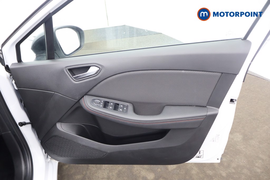 Renault Clio Rs Line Manual Petrol Hatchback - Stock Number (1636685) - 9th supplementary image