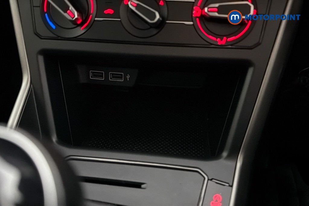 Volkswagen Polo Match Manual Petrol Hatchback - Stock Number (1637305) - 17th supplementary image