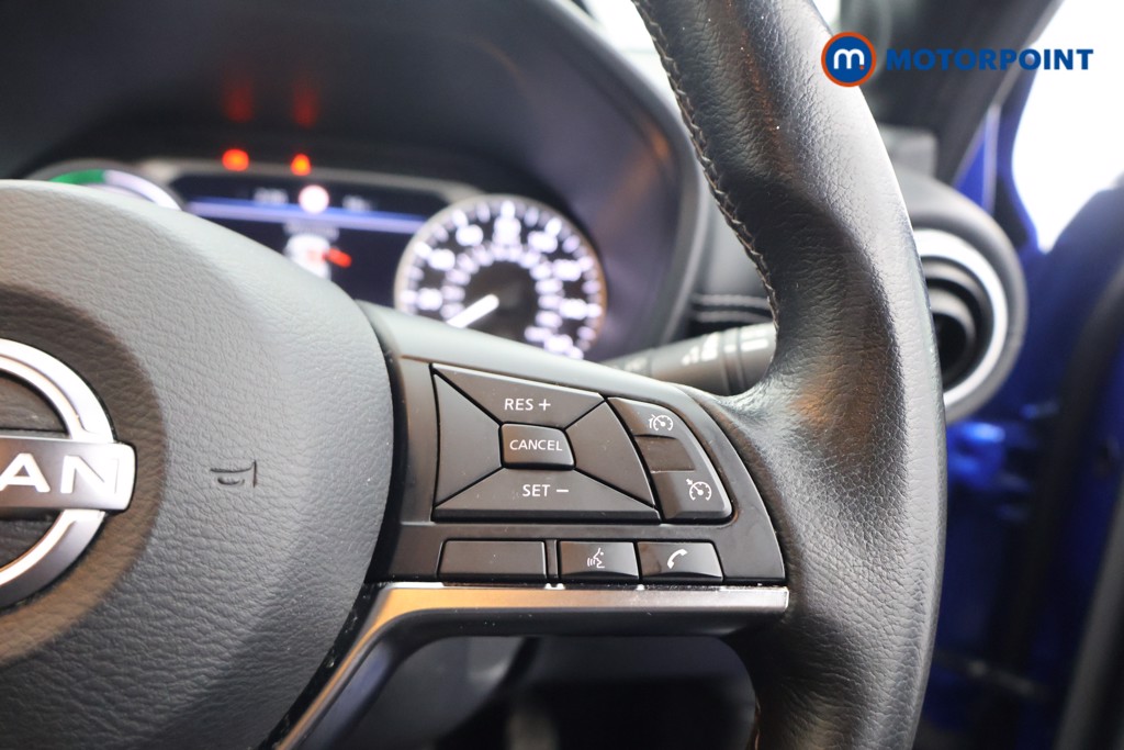 Nissan Juke N-Connecta Automatic Petrol-Electric Hybrid SUV - Stock Number (1637513) - 3rd supplementary image