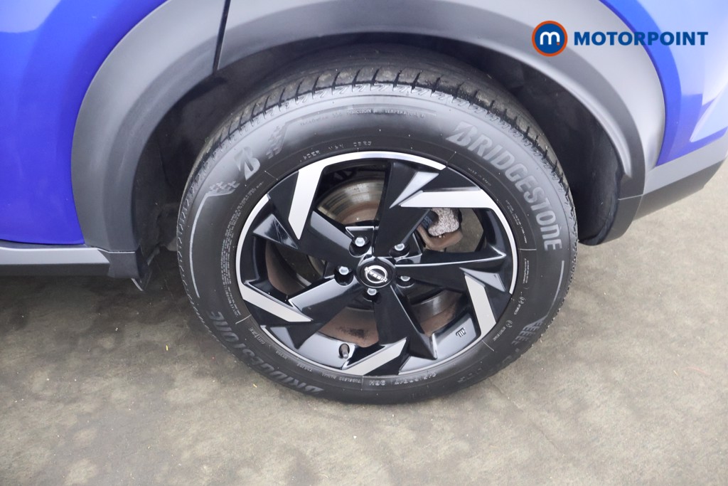 Nissan Juke N-Connecta Automatic Petrol-Electric Hybrid SUV - Stock Number (1637513) - 17th supplementary image