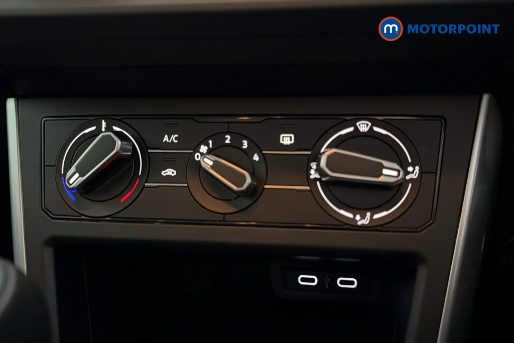Volkswagen Polo Life Manual Petrol Hatchback - Stock Number (1638243) - 12th supplementary image