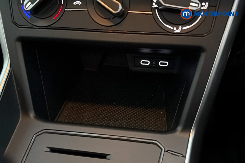 Volkswagen Polo Life Manual Petrol Hatchback - Stock Number (1638243) - 17th supplementary image