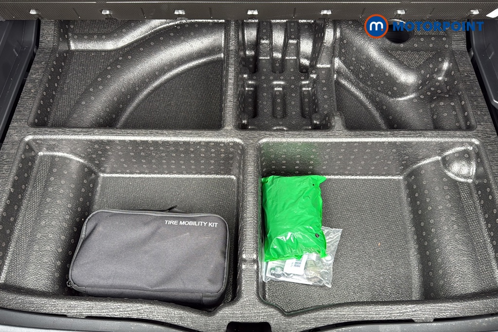 Hyundai Tucson Premium Automatic Petrol-Electric Hybrid SUV - Stock Number (1641960) - 33rd supplementary image
