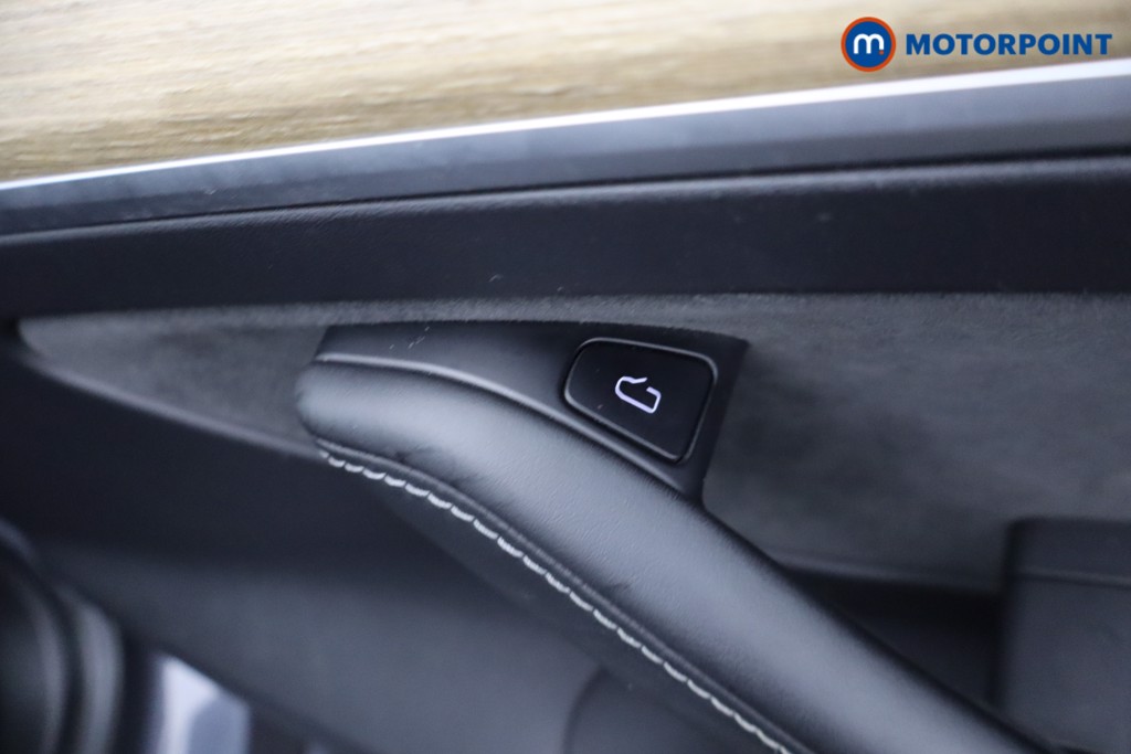 Tesla Model 3 Long Range Automatic Electric Saloon - Stock Number (1597605) - 10th supplementary image