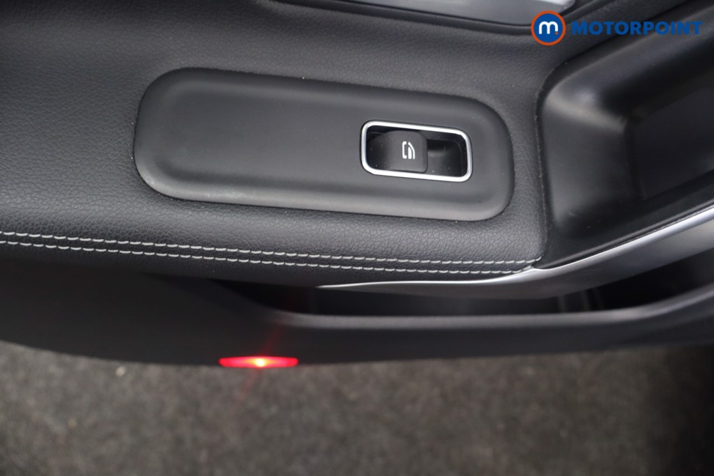Mercedes-Benz CLA Amg Line Automatic Petrol Coupe - Stock Number (1623417) - 35th supplementary image