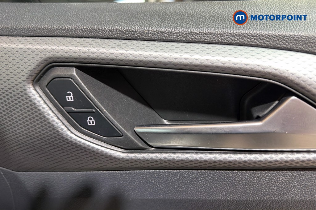 Volkswagen T-Cross Active Automatic Petrol SUV - Stock Number (1623527) - 42nd supplementary image