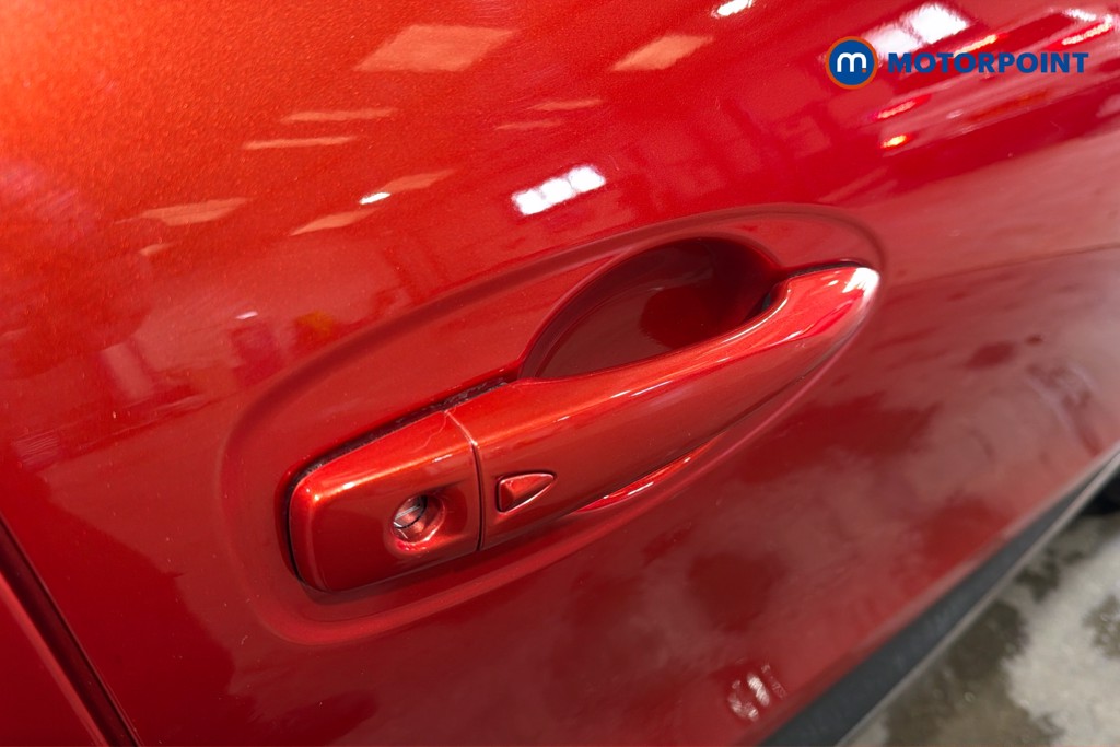 Renault Kadjar Iconic Manual Petrol SUV - Stock Number (1627329) - 42nd supplementary image
