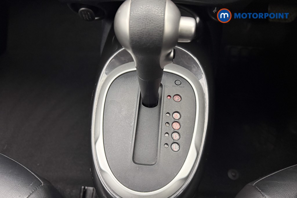 Nissan Juke Tekna Automatic Petrol SUV - Stock Number (1627957) - 7th supplementary image