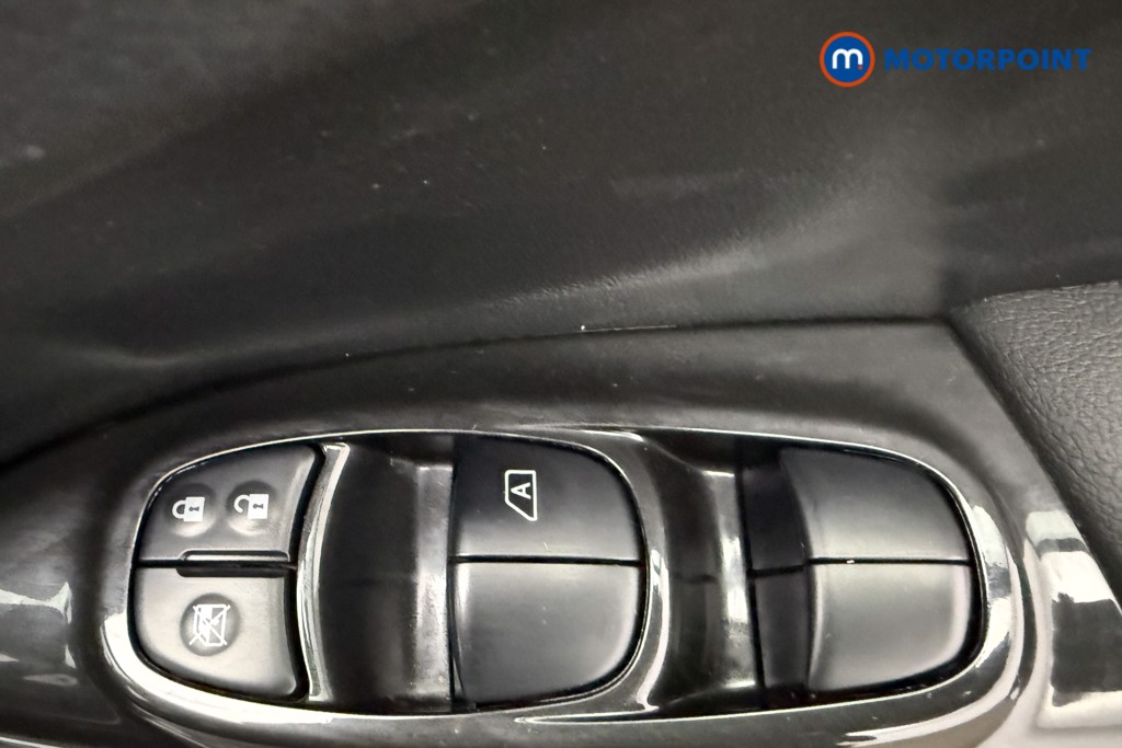 Nissan Juke Tekna Automatic Petrol SUV - Stock Number (1627957) - 19th supplementary image