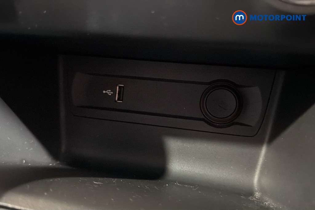 Mg Motor Uk ZS Exclusive Manual Petrol SUV - Stock Number (1631677) - 17th supplementary image