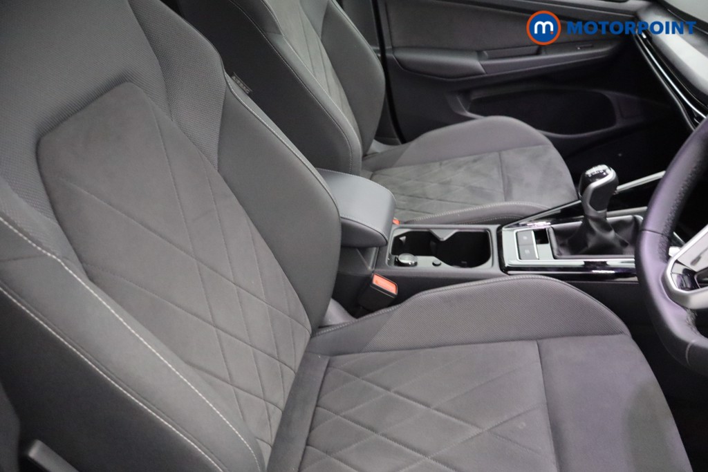 Volkswagen Golf Style Edition Manual Petrol Hatchback - Stock Number (1631976) - 13th supplementary image