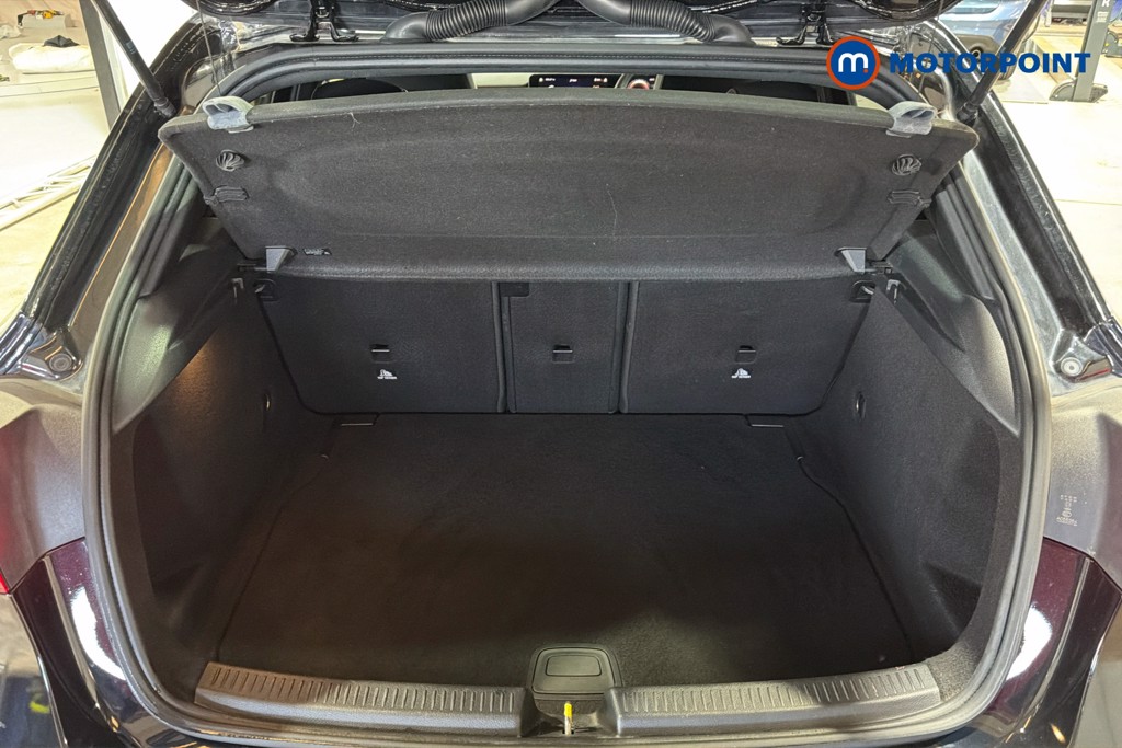 Mercedes-Benz A Class Amg Line Automatic Petrol Hatchback - Stock Number (1632097) - 33rd supplementary image