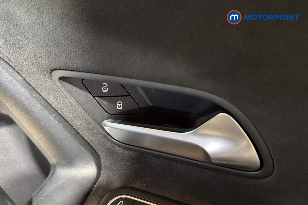 Mercedes-Benz A Class Amg Line Automatic Petrol Hatchback - Stock Number (1632097) - 42nd supplementary image