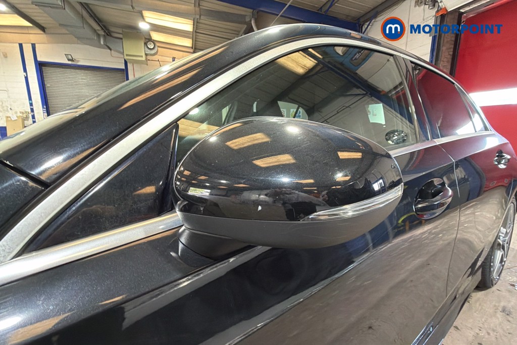 Mercedes-Benz A Class Amg Line Automatic Petrol Hatchback - Stock Number (1632097) - 43rd supplementary image