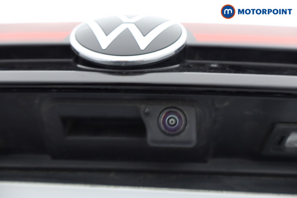 Volkswagen Passat Life Automatic Petrol Plug-In Hybrid Estate - Stock Number (1632870) - 5th supplementary image