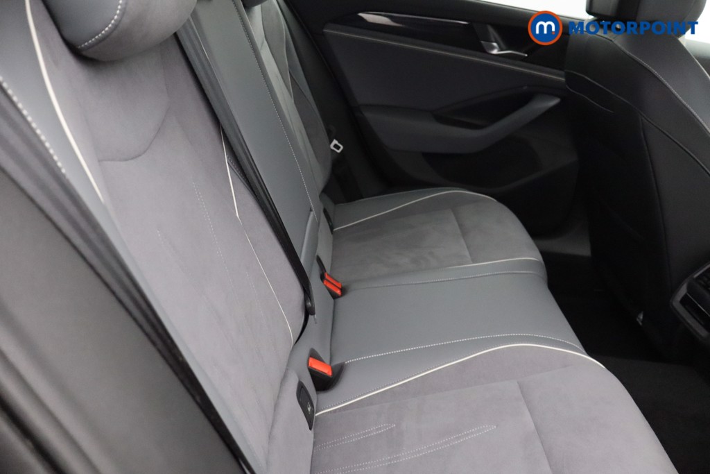 Volkswagen Passat Life Automatic Petrol Plug-In Hybrid Estate - Stock Number (1632870) - 8th supplementary image