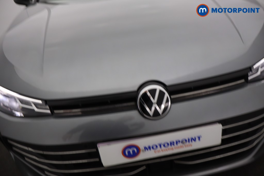 Volkswagen Passat Life Automatic Petrol Plug-In Hybrid Estate - Stock Number (1632870) - 26th supplementary image