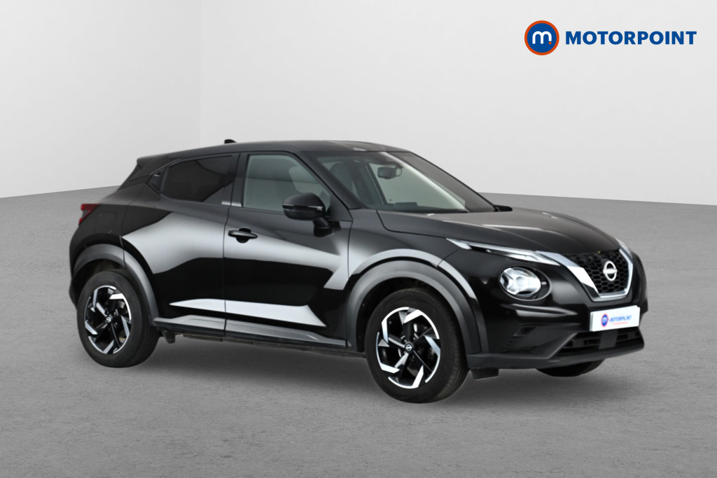 Nissan Juke N-Connecta Manual Petrol SUV - Stock Number (1634577) - Drivers side front corner