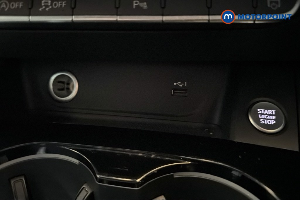 Audi A4 S Line Automatic Diesel Estate - Stock Number (1634975) - 17th supplementary image