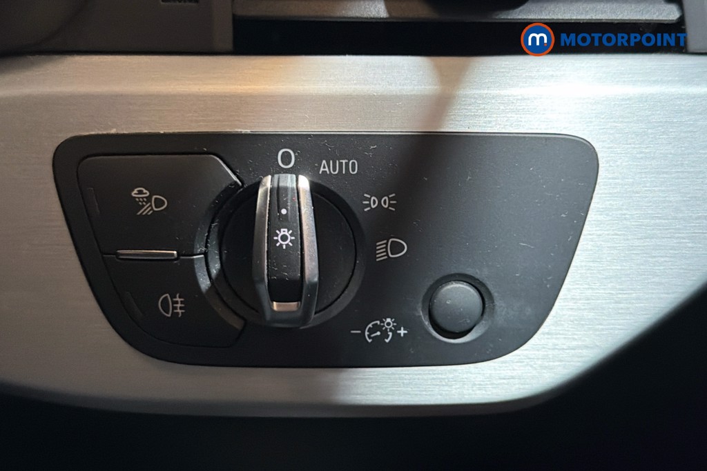 Audi A4 S Line Automatic Diesel Estate - Stock Number (1634975) - 18th supplementary image