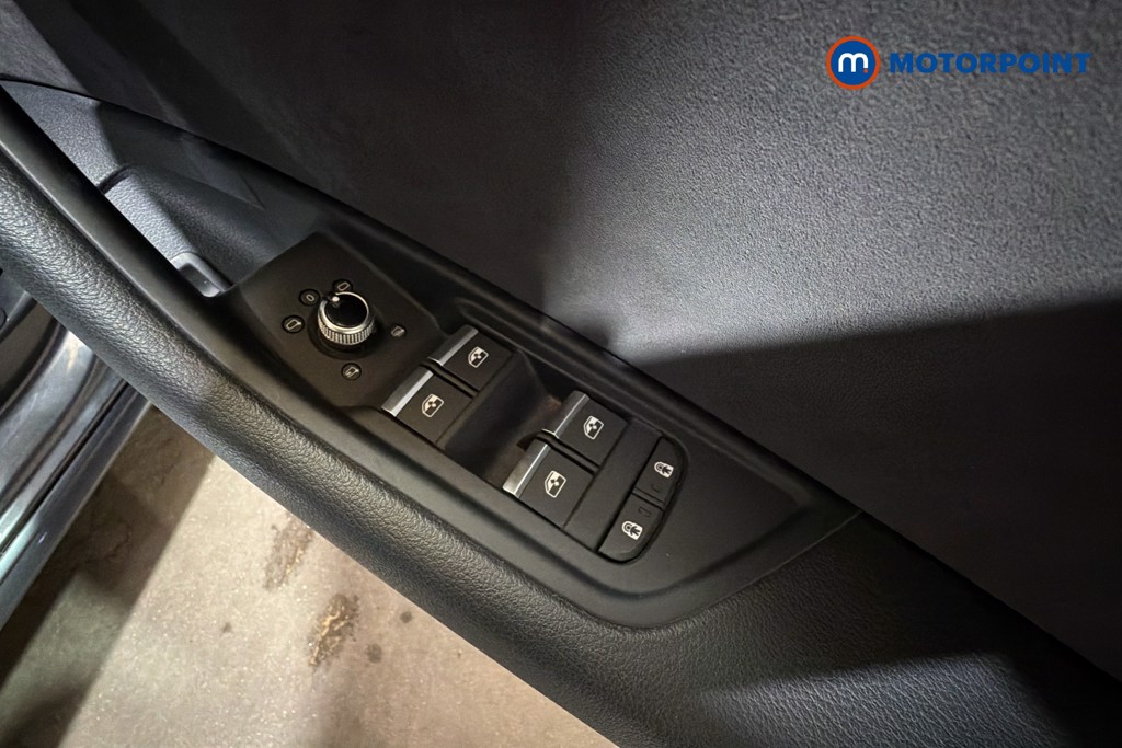 Audi A4 S Line Automatic Diesel Estate - Stock Number (1634975) - 20th supplementary image