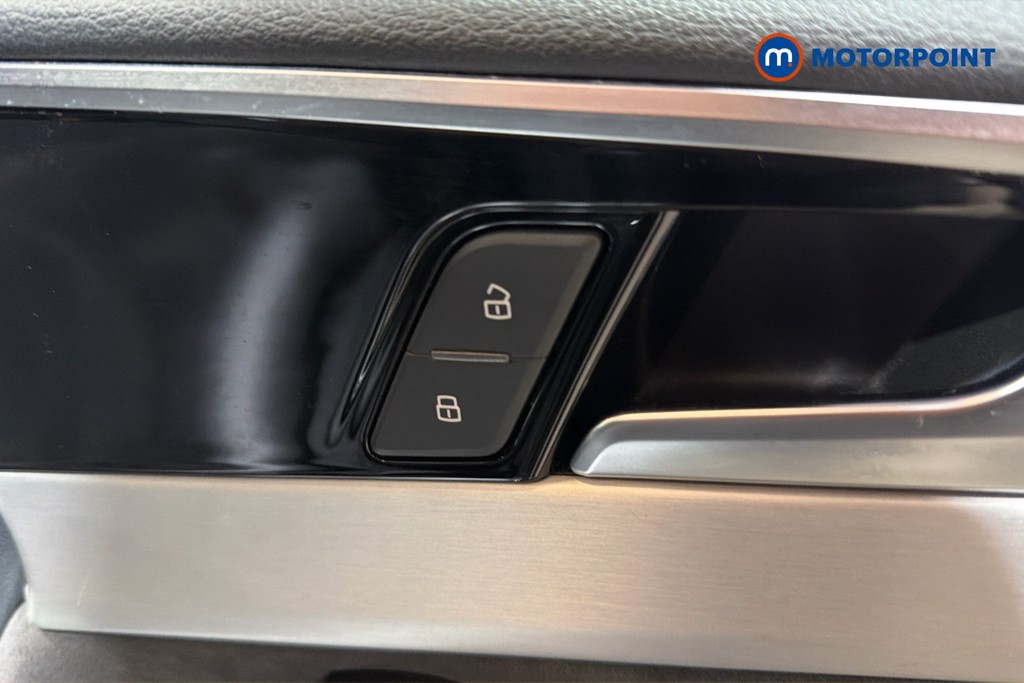 Audi A4 S Line Automatic Diesel Estate - Stock Number (1634975) - 42nd supplementary image